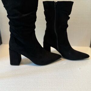 Elegant Black Women's Boots